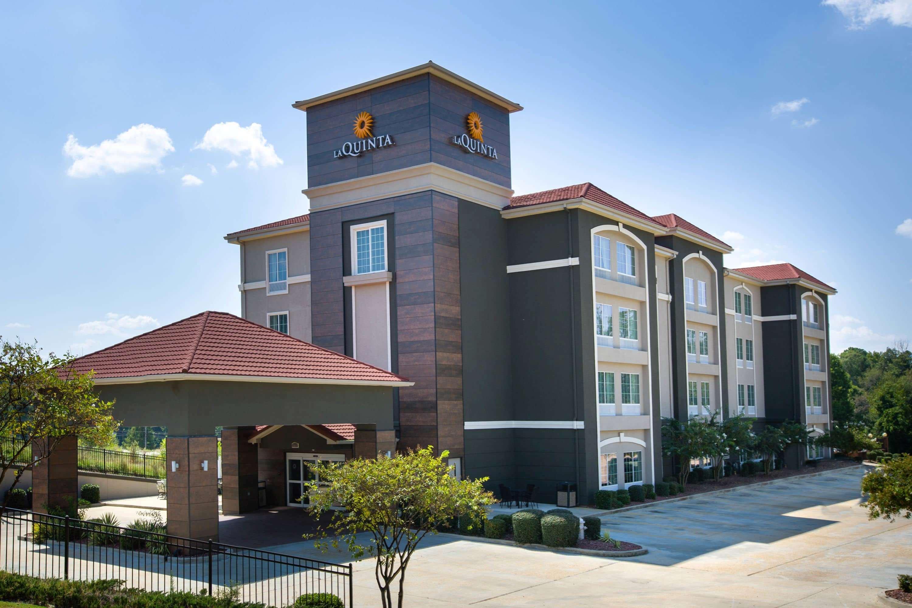 Hotel La Quinta By Wyndham Tupelo Exterior foto